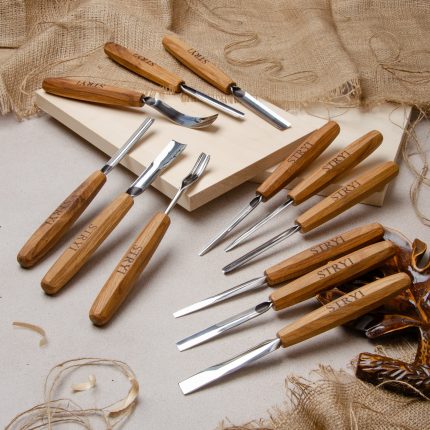CARVING WOOD
